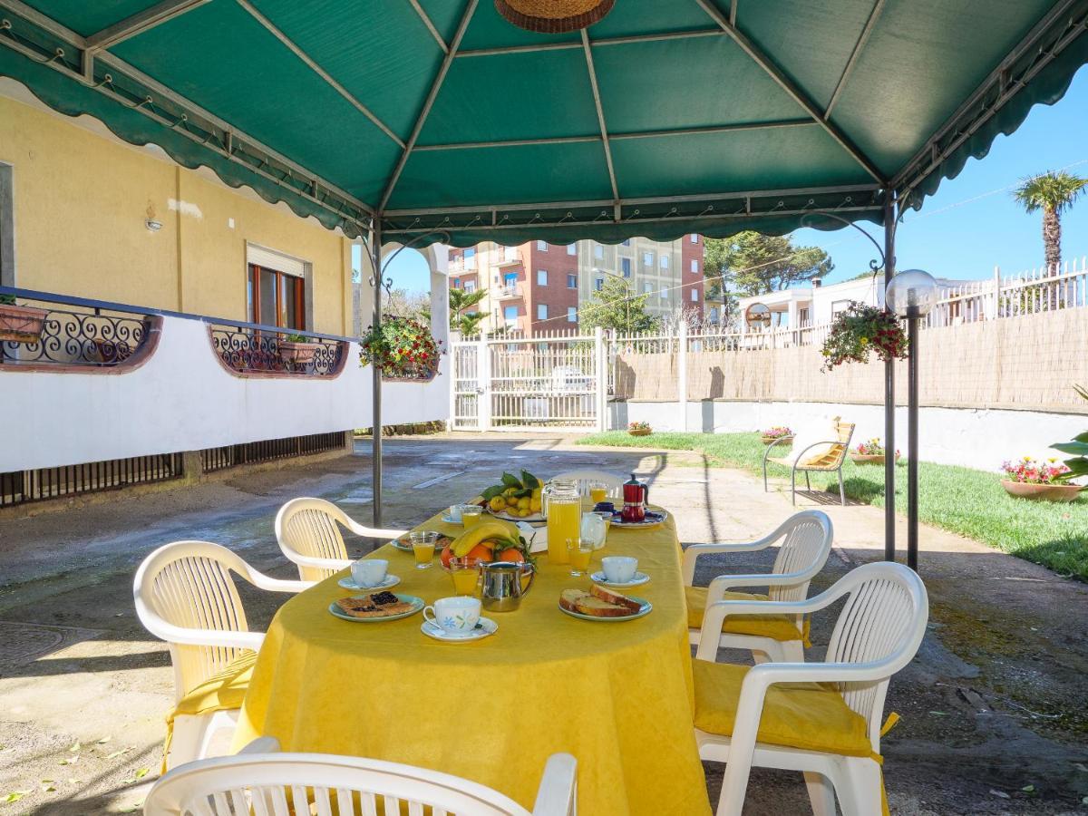 Villa Li Campi Масса-Лубренсе Екстер'єр фото